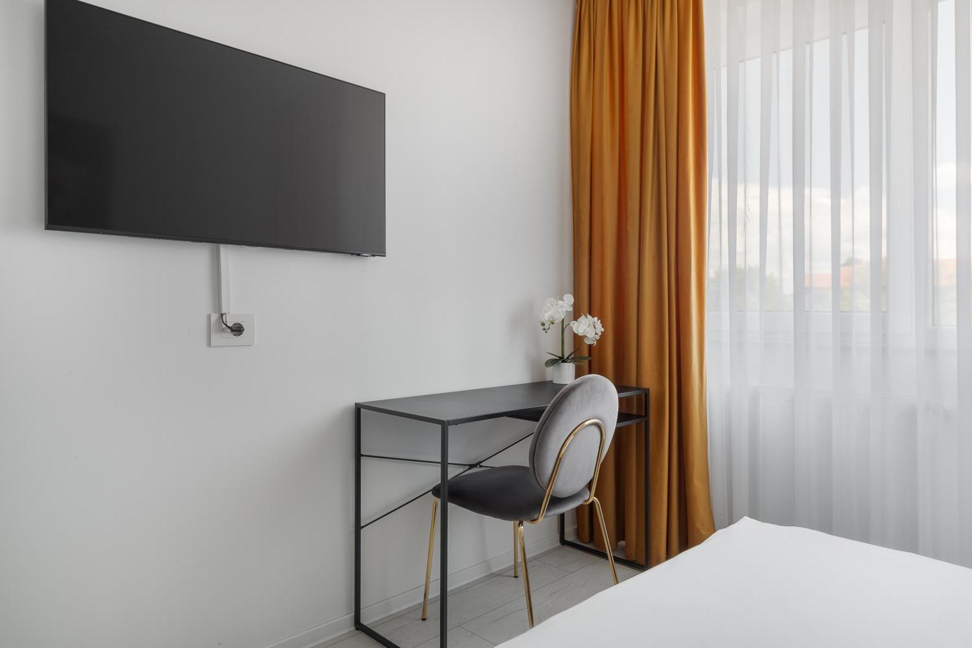 Blanco Appartement Oradea Buitenkant foto