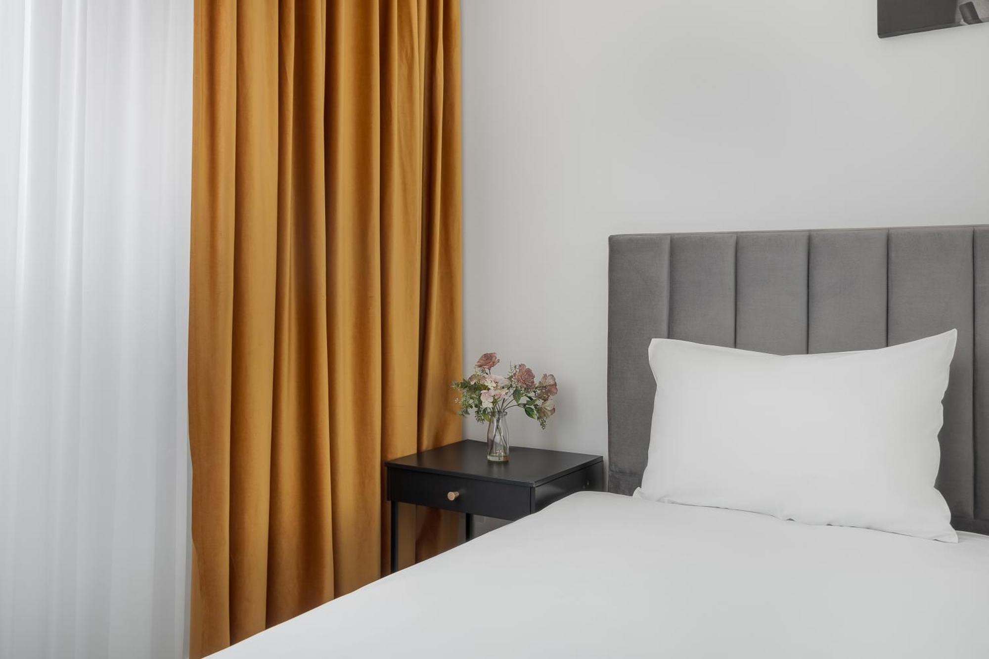Blanco Appartement Oradea Buitenkant foto
